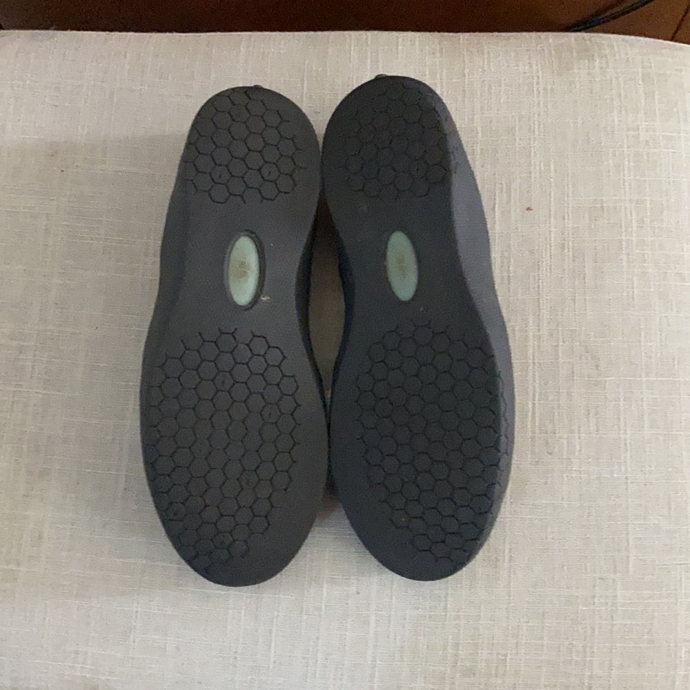 Privo Size 7.5 Part Leather Part Canvas Upper - image 3